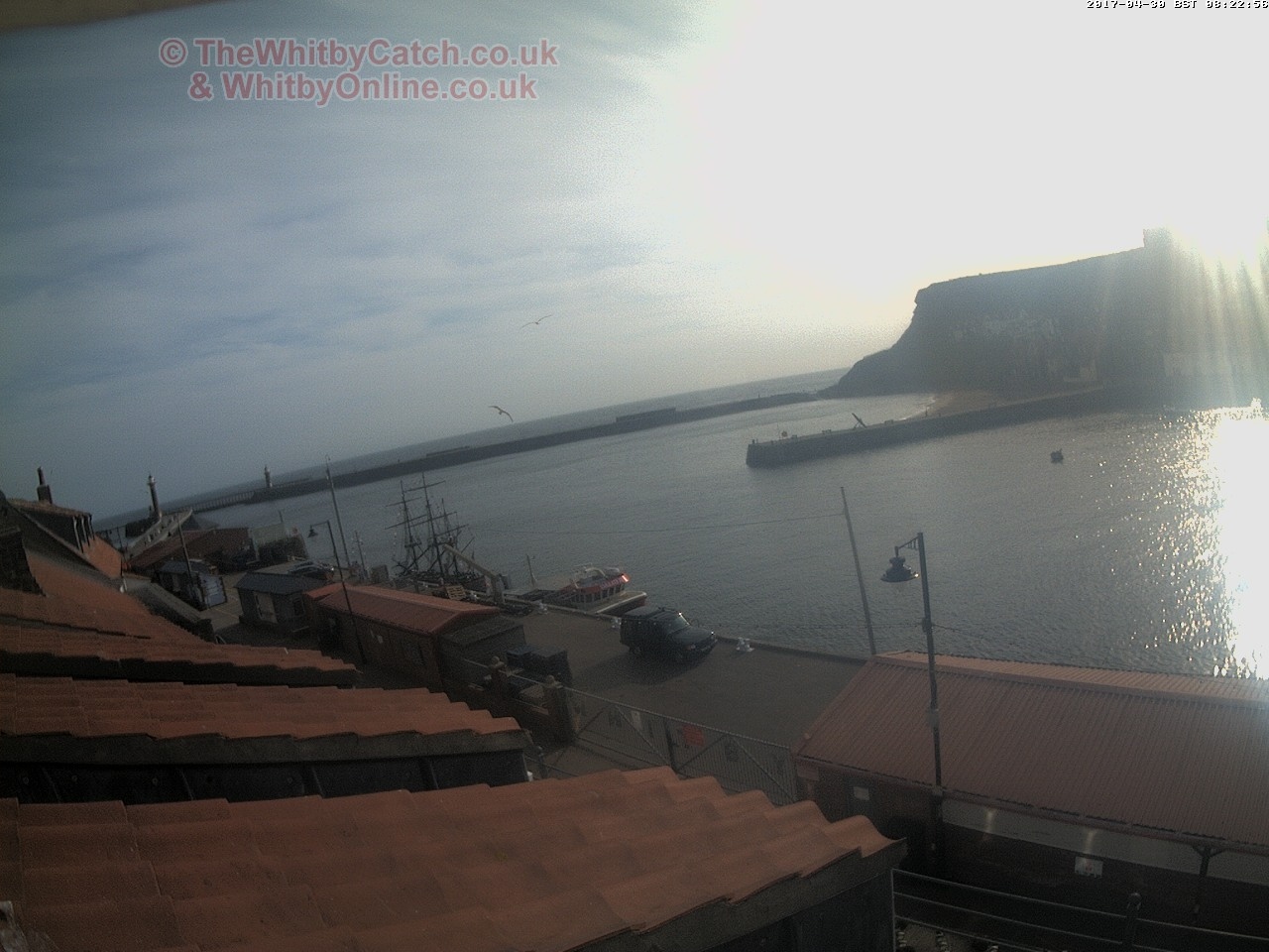 Whitby Sun 30th April 2017 08:23.