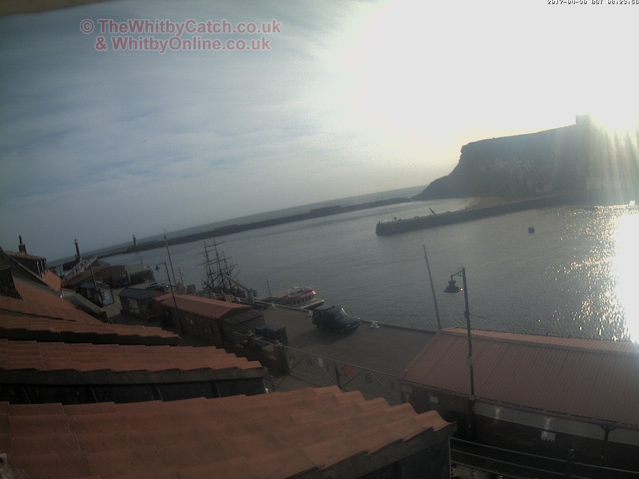 Whitby Sun 30th April 2017 08:24.