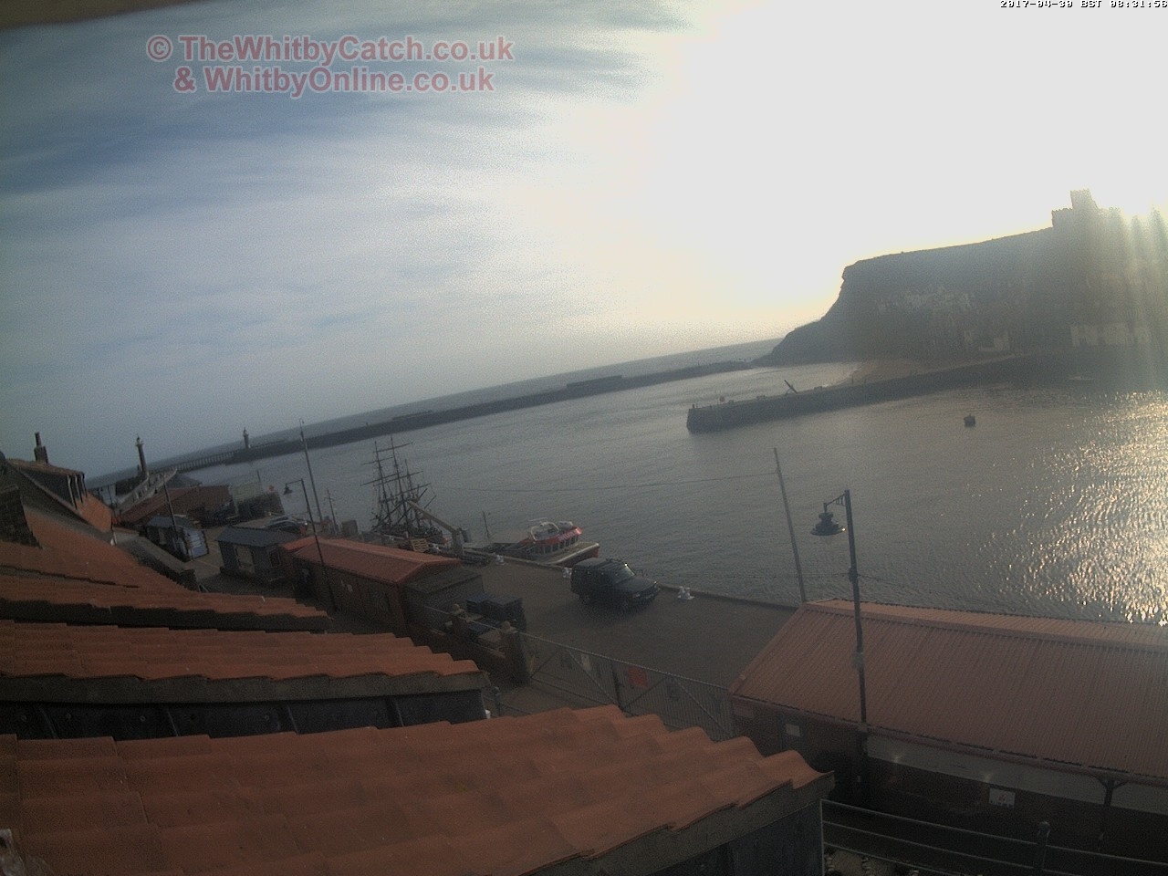 Whitby Sun 30th April 2017 08:32.