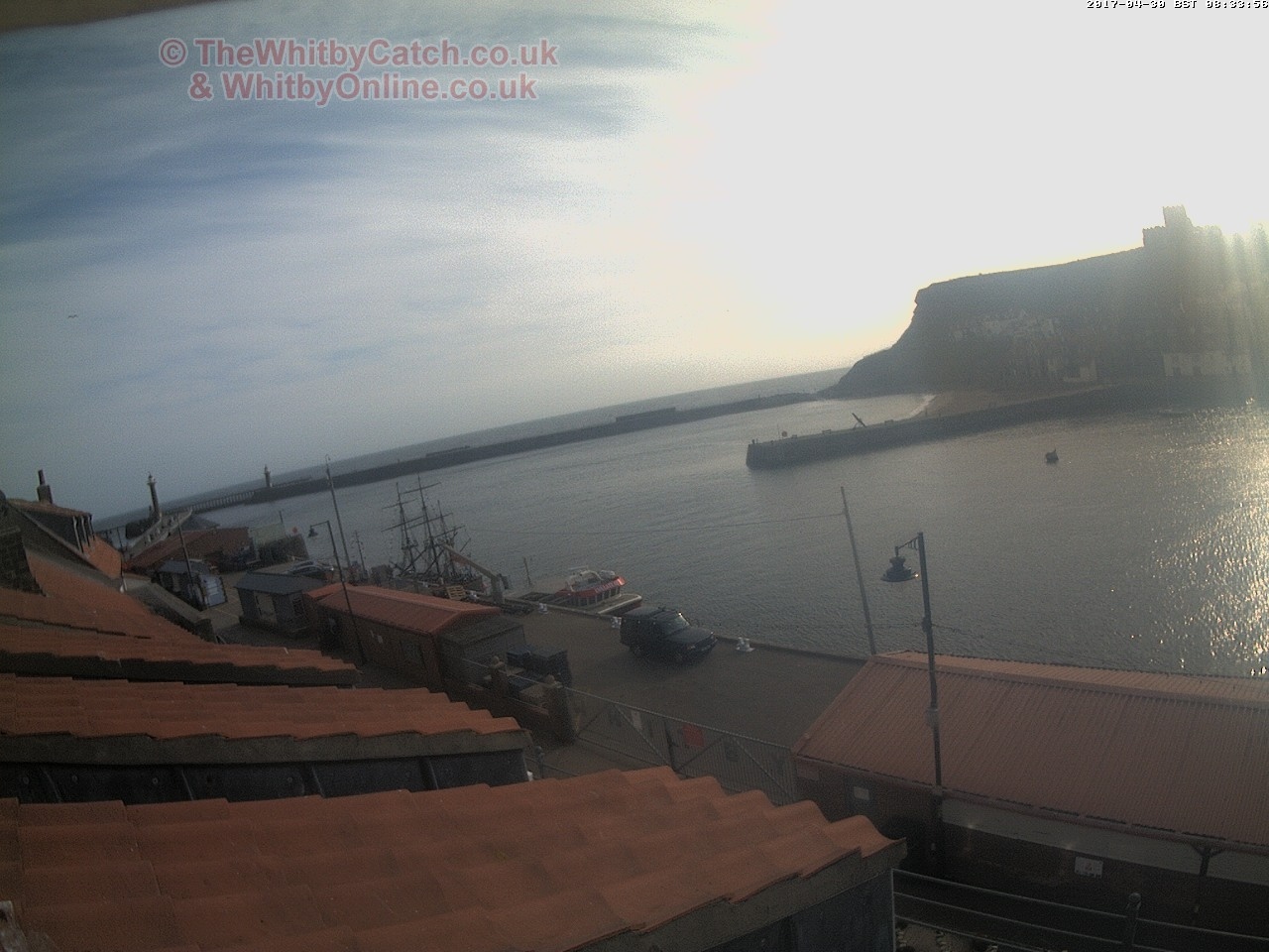 Whitby Sun 30th April 2017 08:34.