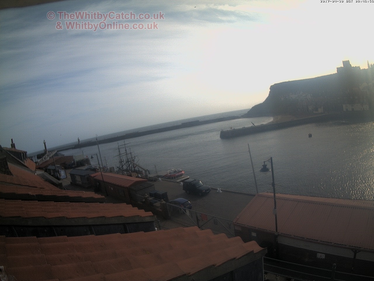 Whitby Sun 30th April 2017 08:47.