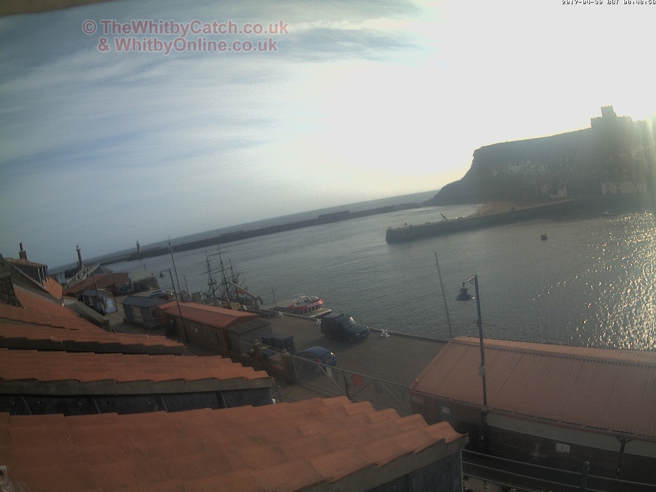 Whitby Sun 30th April 2017 08:49.