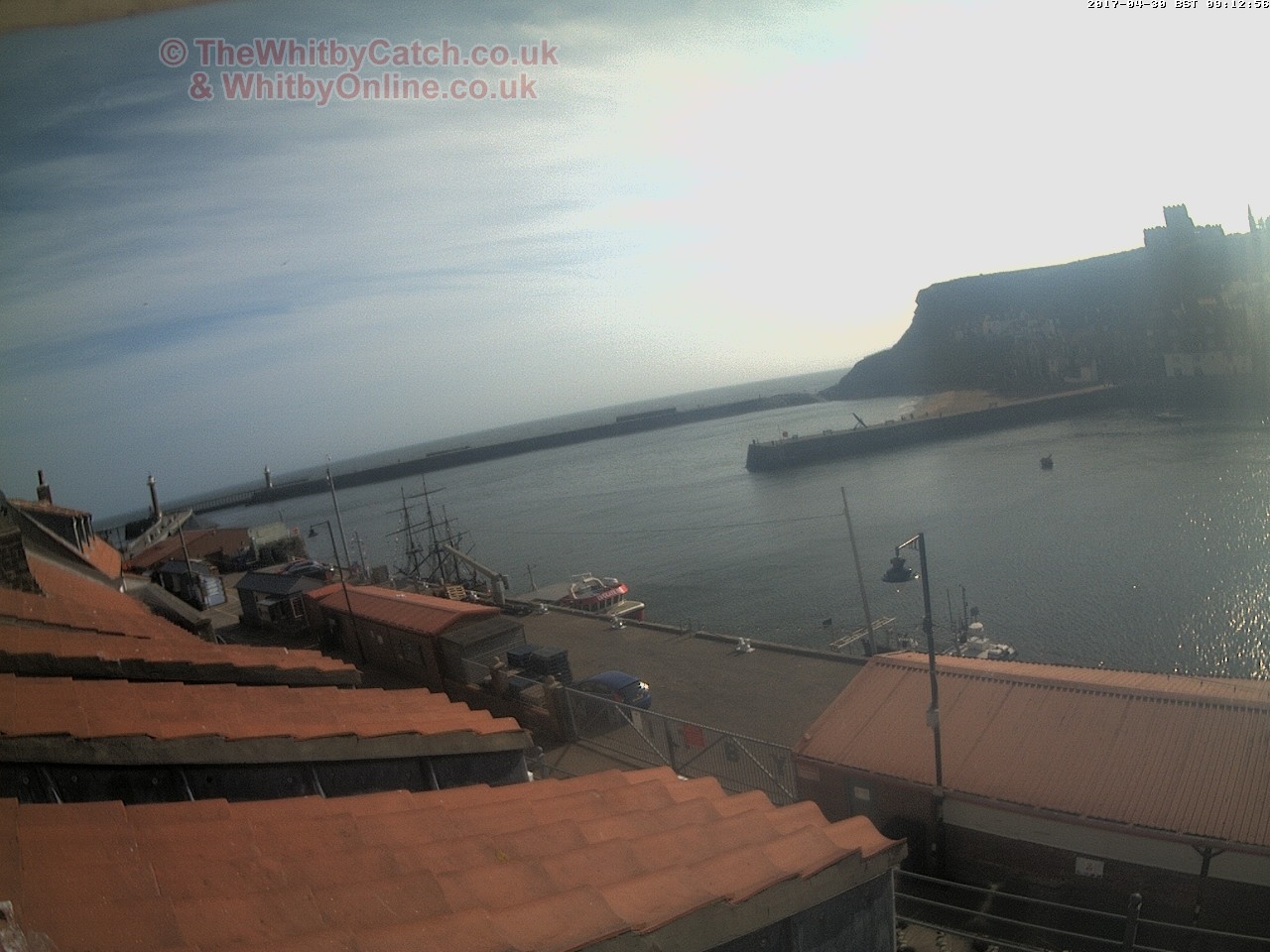 Whitby Sun 30th April 2017 09:13.
