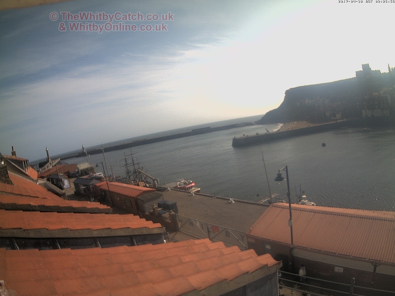 Whitby Sun 30th April 2017 09:27.