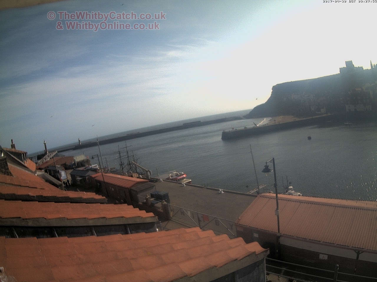 Whitby Sun 30th April 2017 09:28.