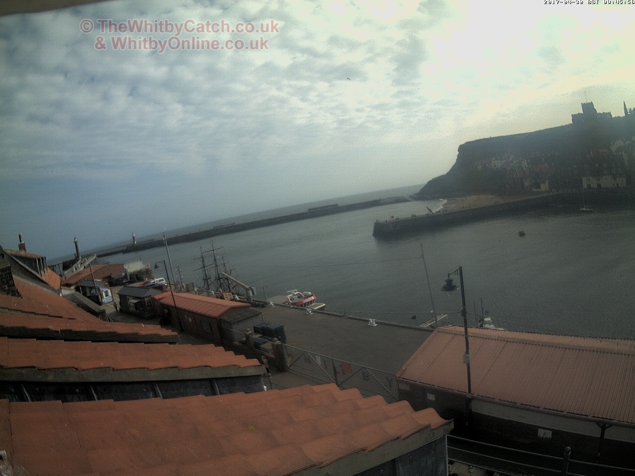 Whitby Sun 30th April 2017 09:46.