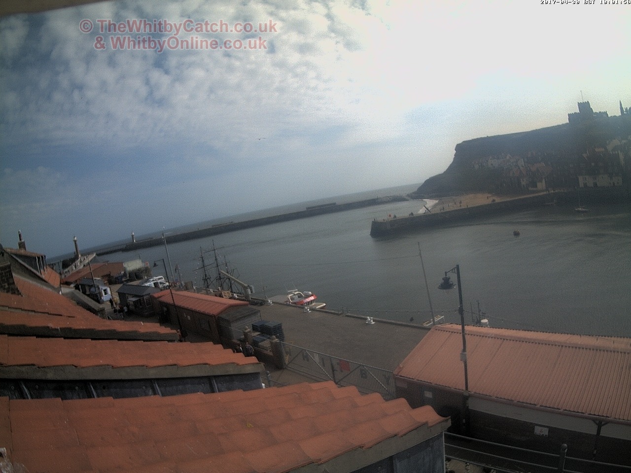 Whitby Sun 30th April 2017 10:02.