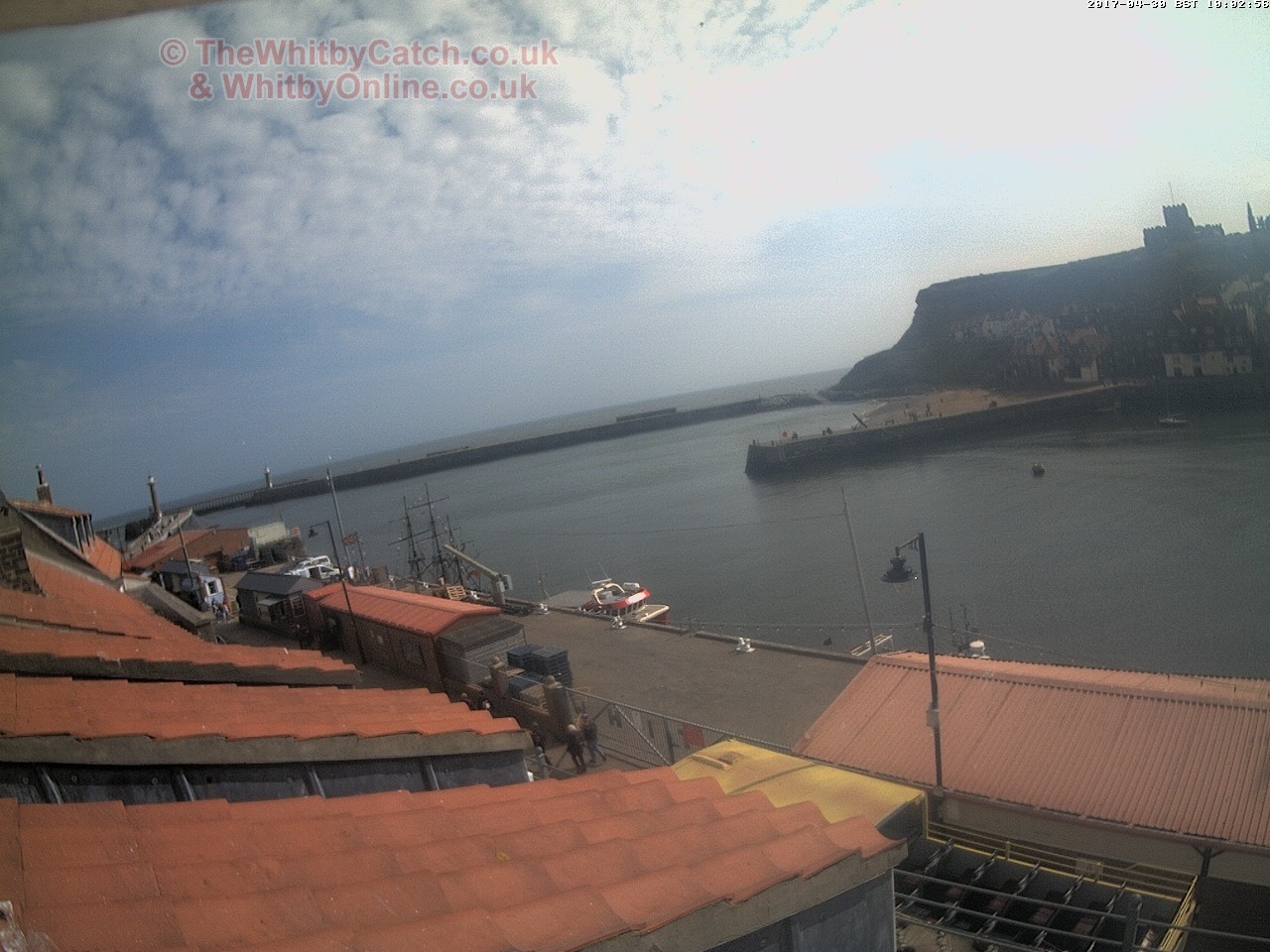 Whitby Sun 30th April 2017 10:03.