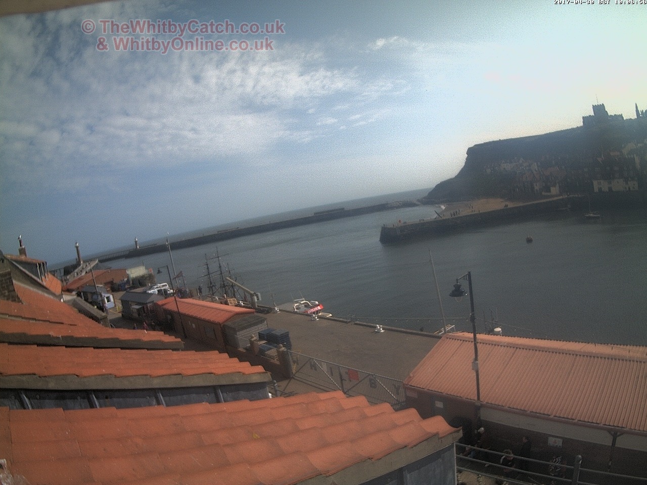 Whitby Sun 30th April 2017 10:07.