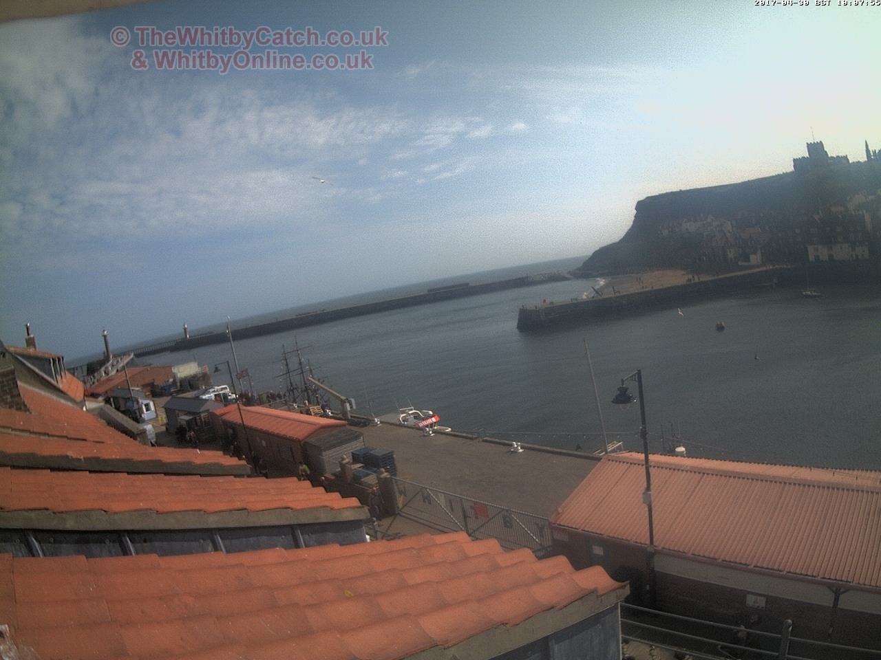 Whitby Sun 30th April 2017 10:08.