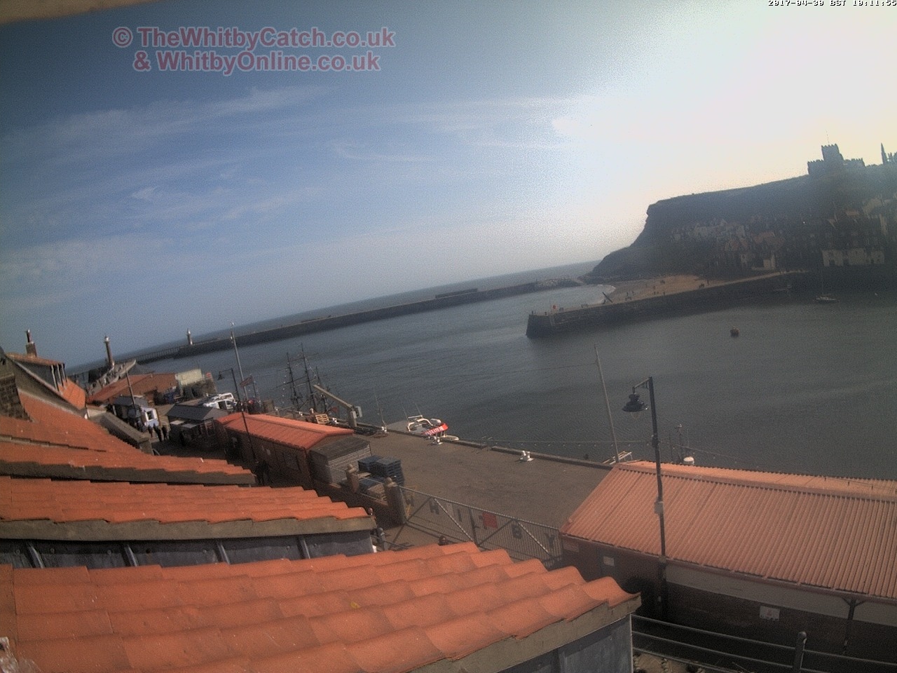 Whitby Sun 30th April 2017 10:12.