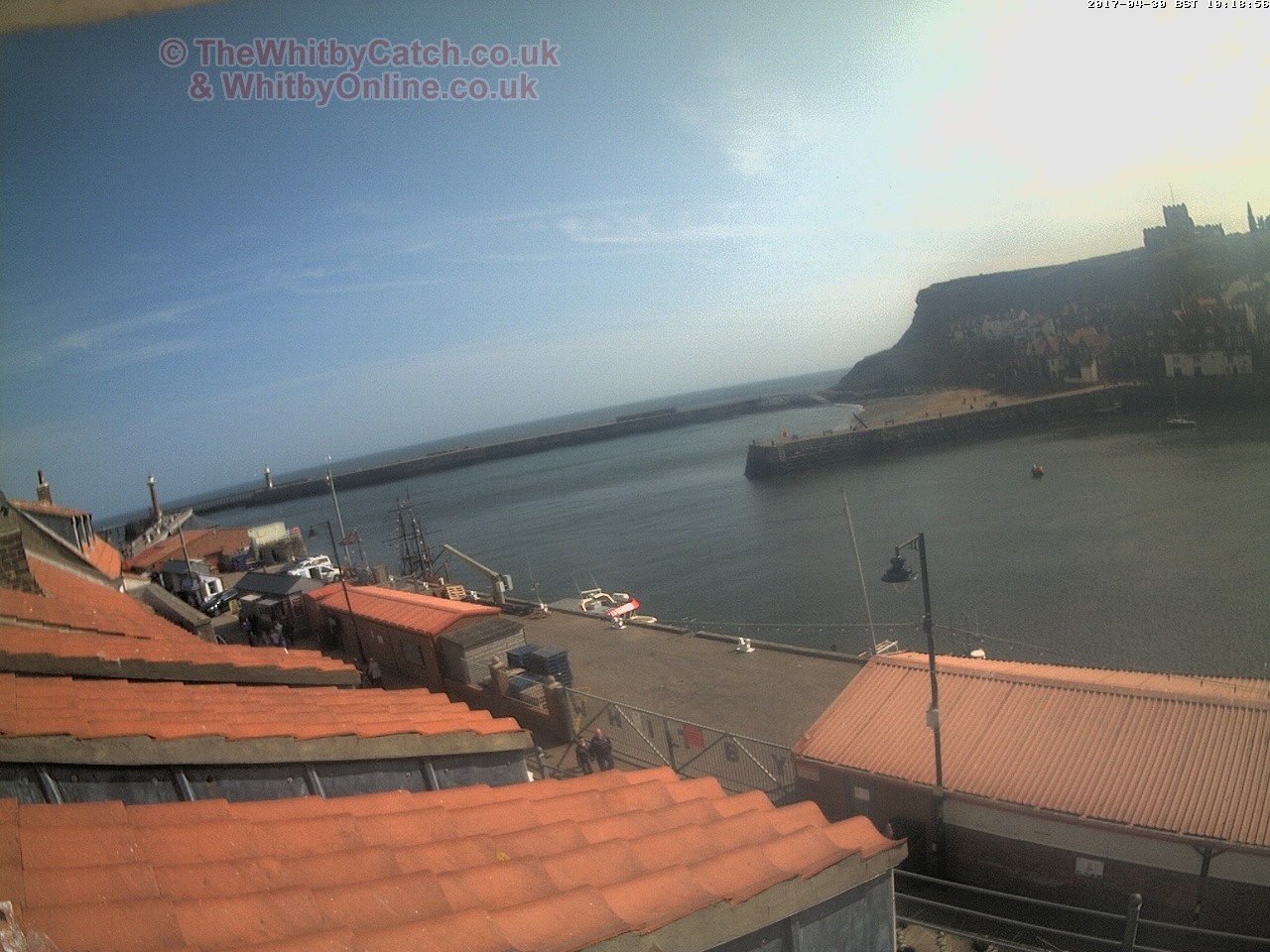 Whitby Sun 30th April 2017 10:19.