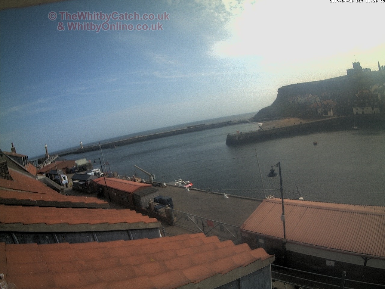 Whitby Sun 30th April 2017 10:21.