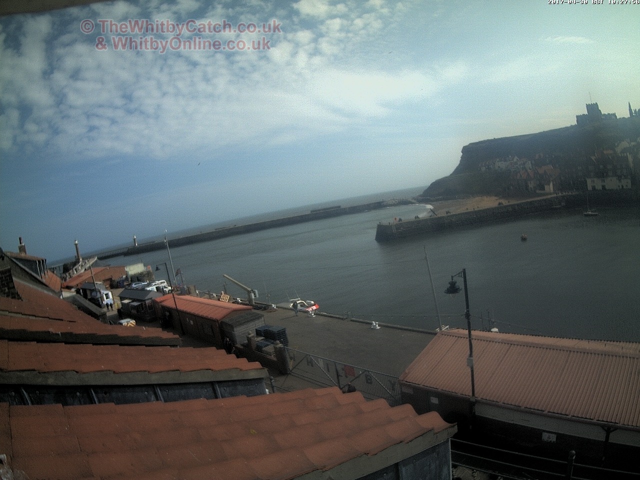 Whitby Sun 30th April 2017 10:28.