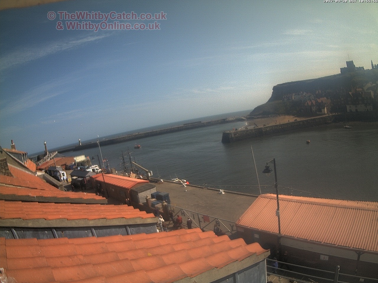 Whitby Sun 30th April 2017 10:56.