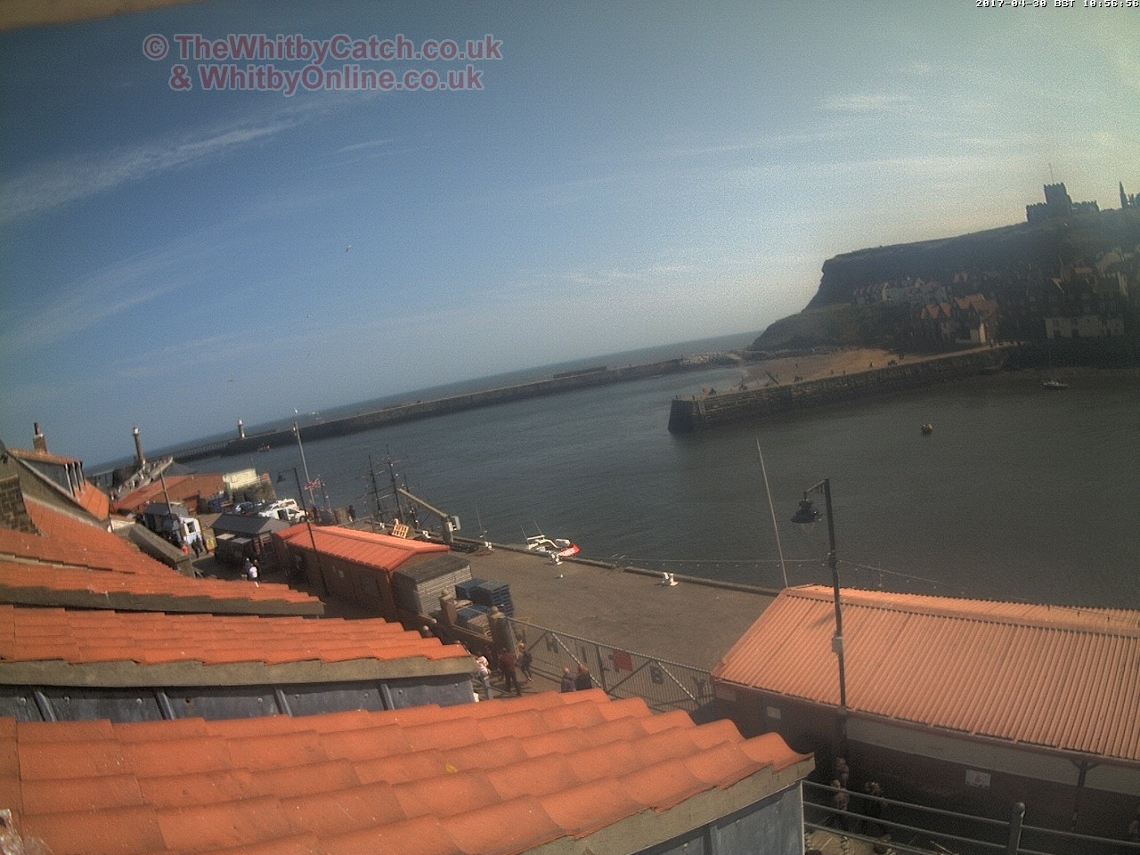 Whitby Sun 30th April 2017 10:57.