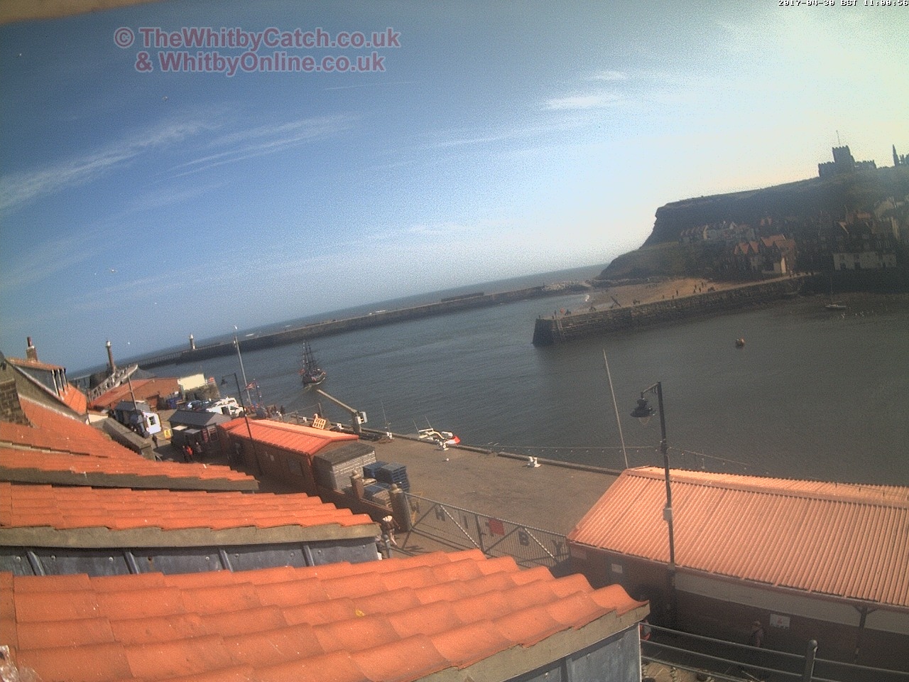 Whitby Sun 30th April 2017 11:01.