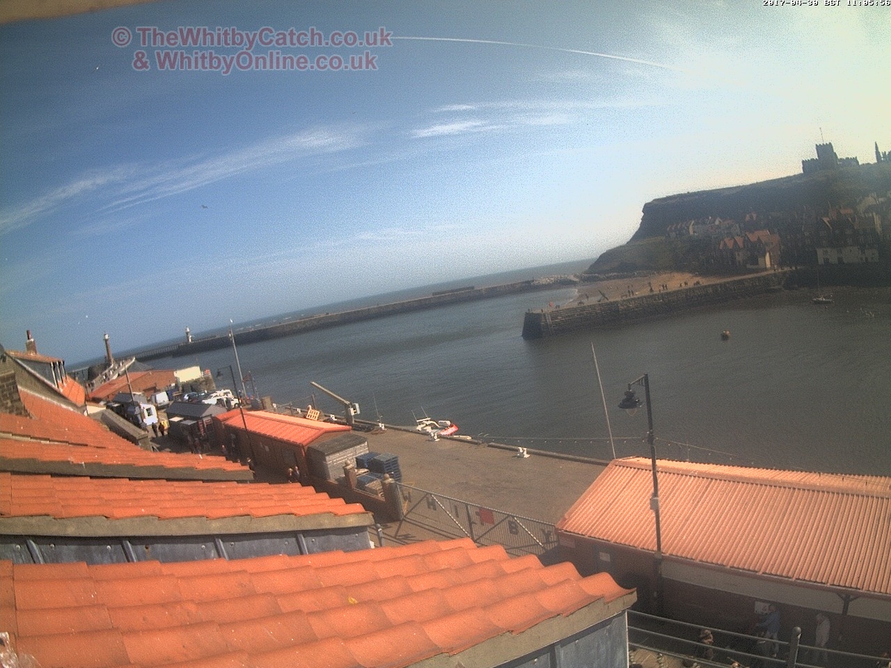 Whitby Sun 30th April 2017 11:06.