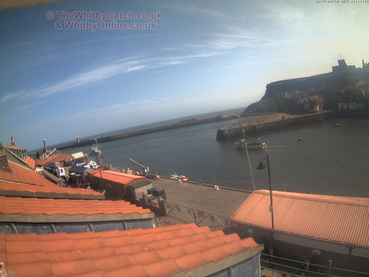 Whitby Sun 30th April 2017 11:12.