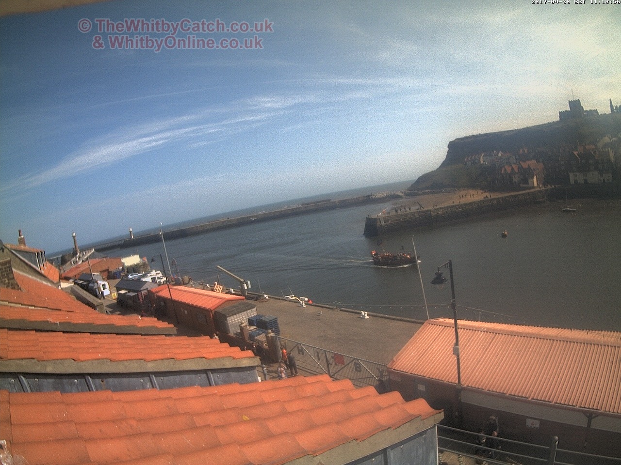 Whitby Sun 30th April 2017 11:19.
