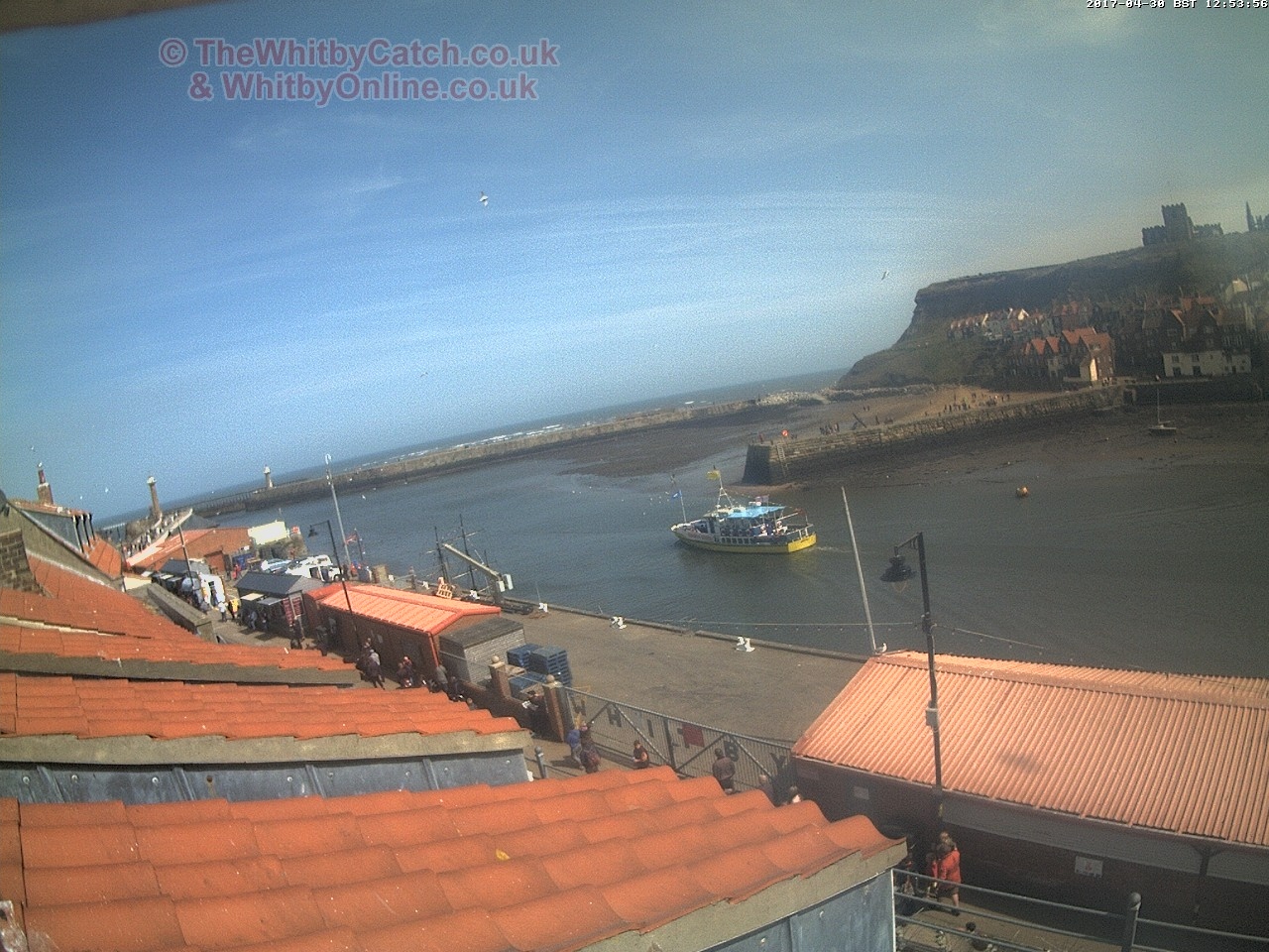 Whitby Sun 30th April 2017 12:54.
