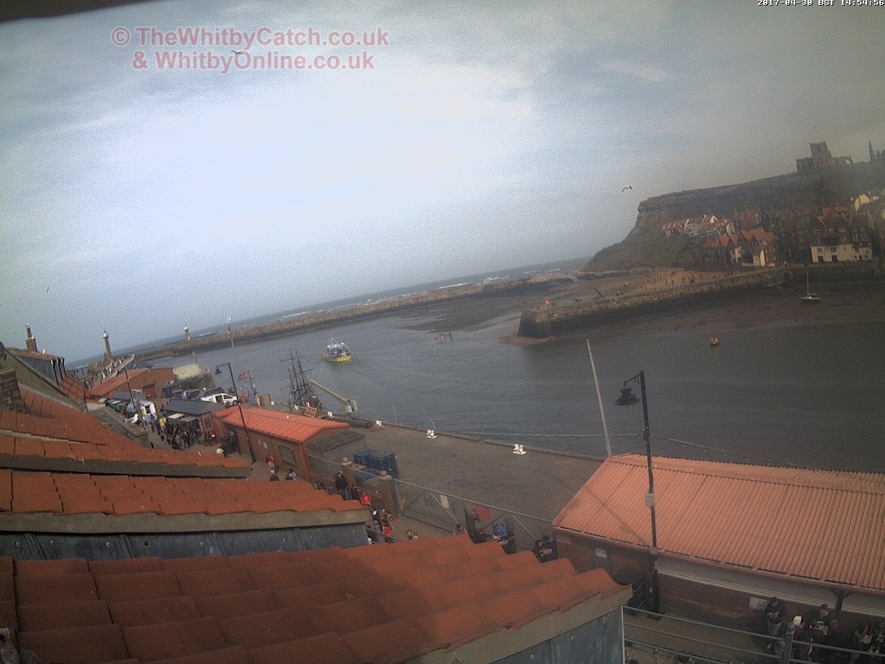 Whitby Sun 30th April 2017 14:55.