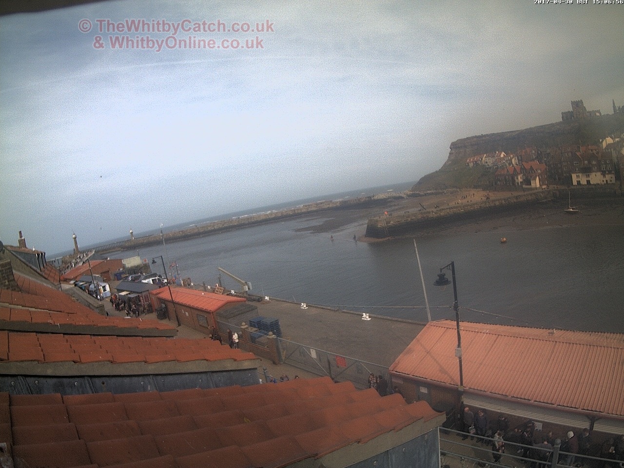 Whitby Sun 30th April 2017 15:07.
