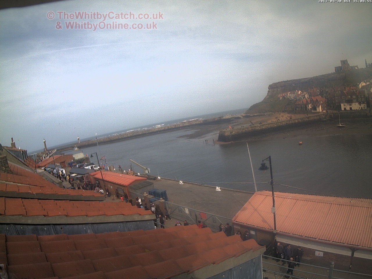Whitby Sun 30th April 2017 15:09.