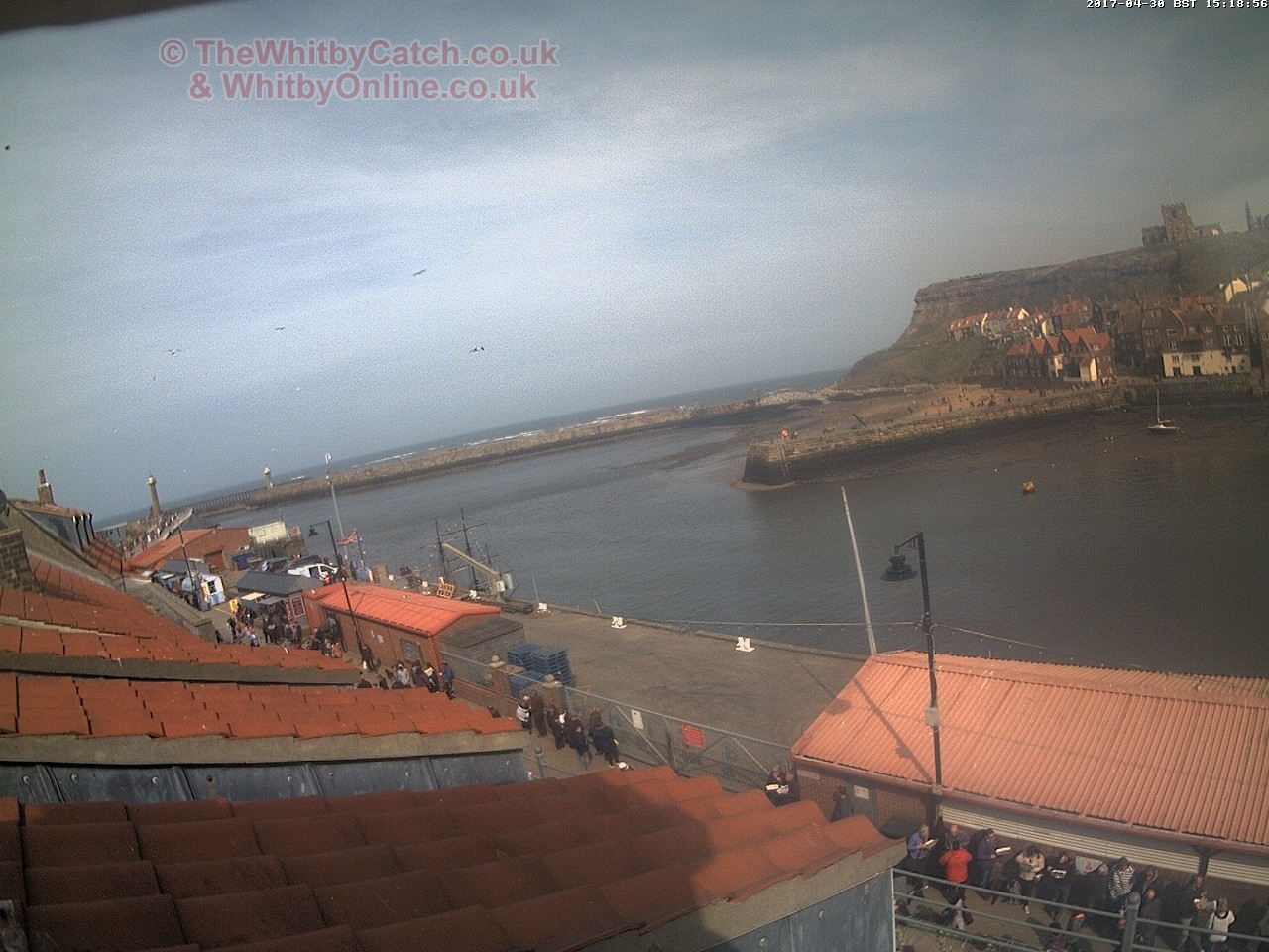 Whitby Sun 30th April 2017 15:19.