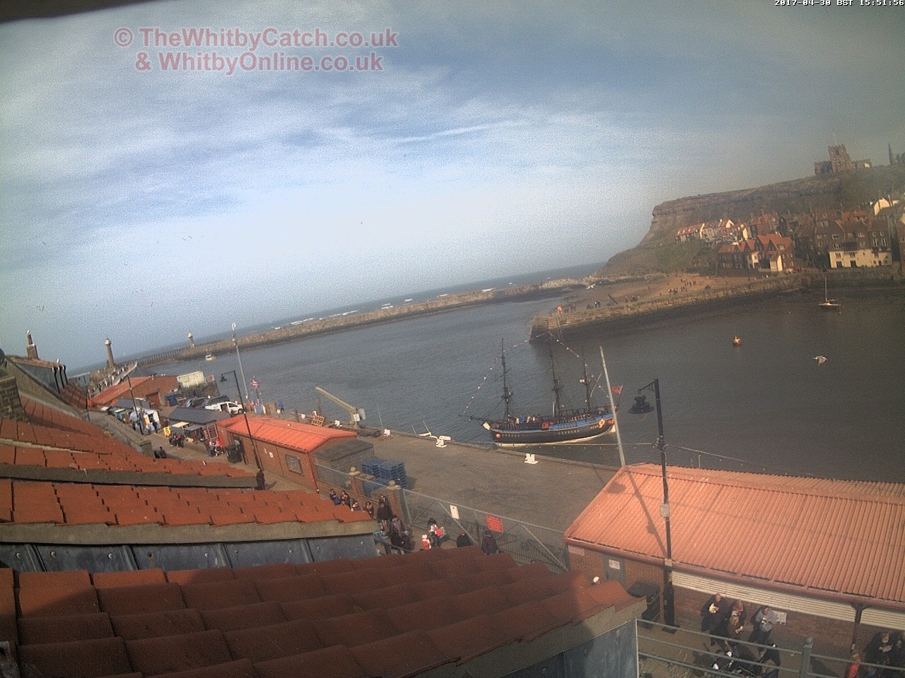Whitby Sun 30th April 2017 15:52.