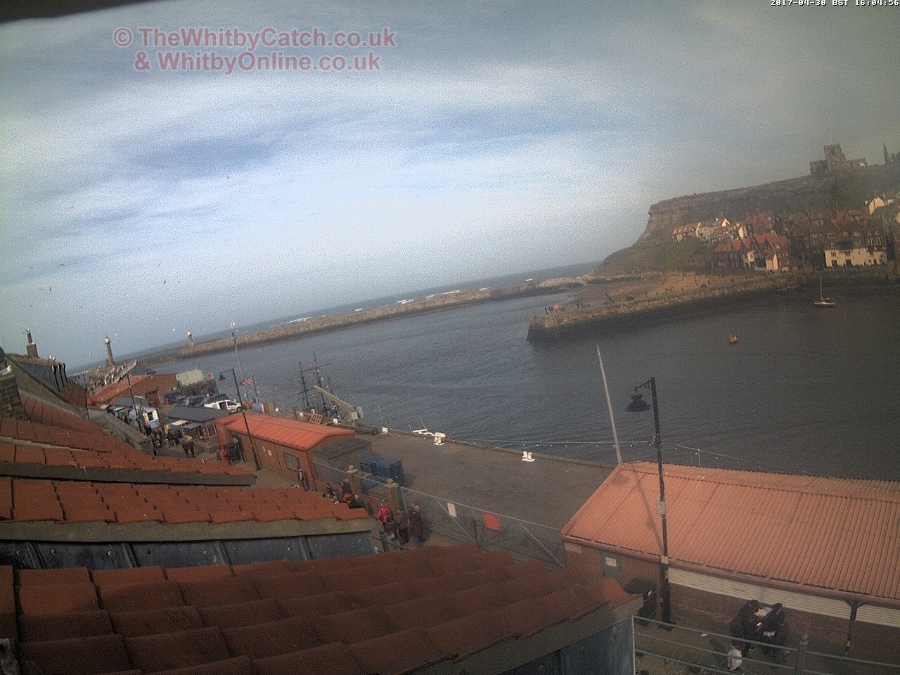 Whitby Sun 30th April 2017 16:05.