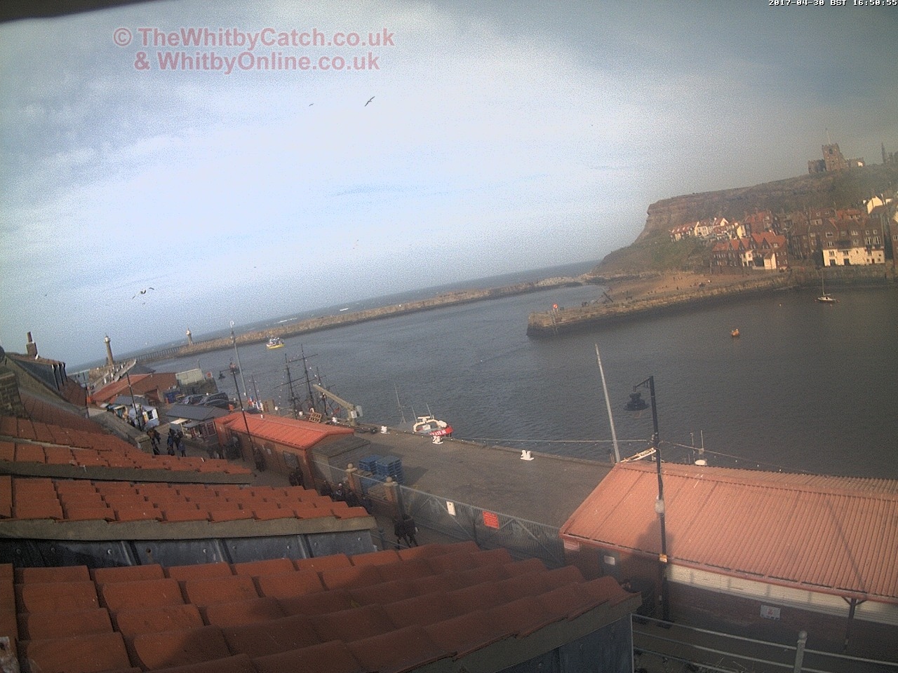 Whitby Sun 30th April 2017 16:51.