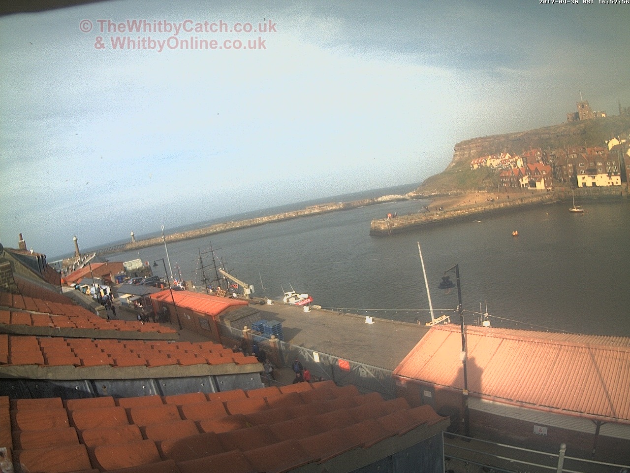 Whitby Sun 30th April 2017 16:58.