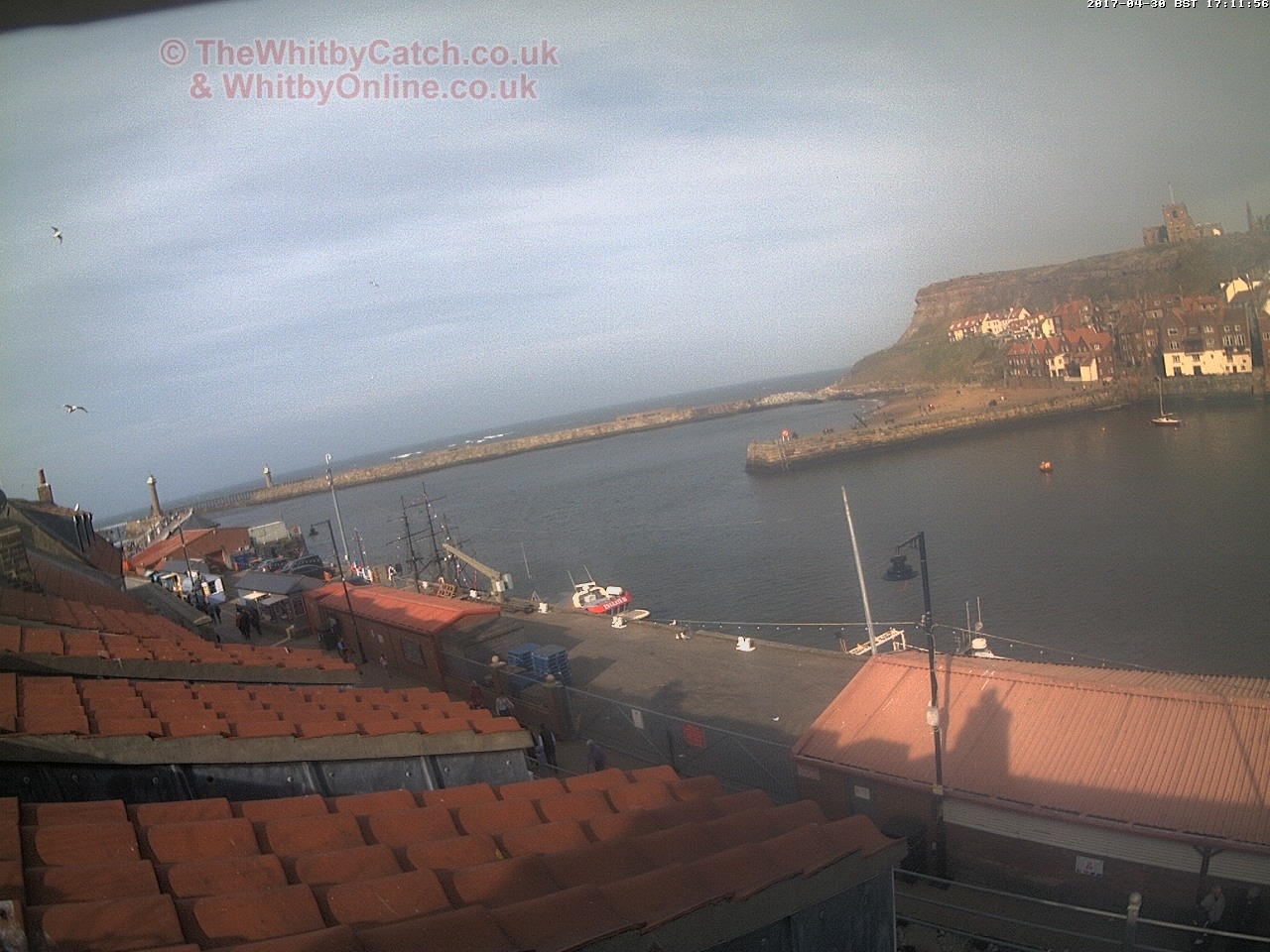 Whitby Sun 30th April 2017 17:12.