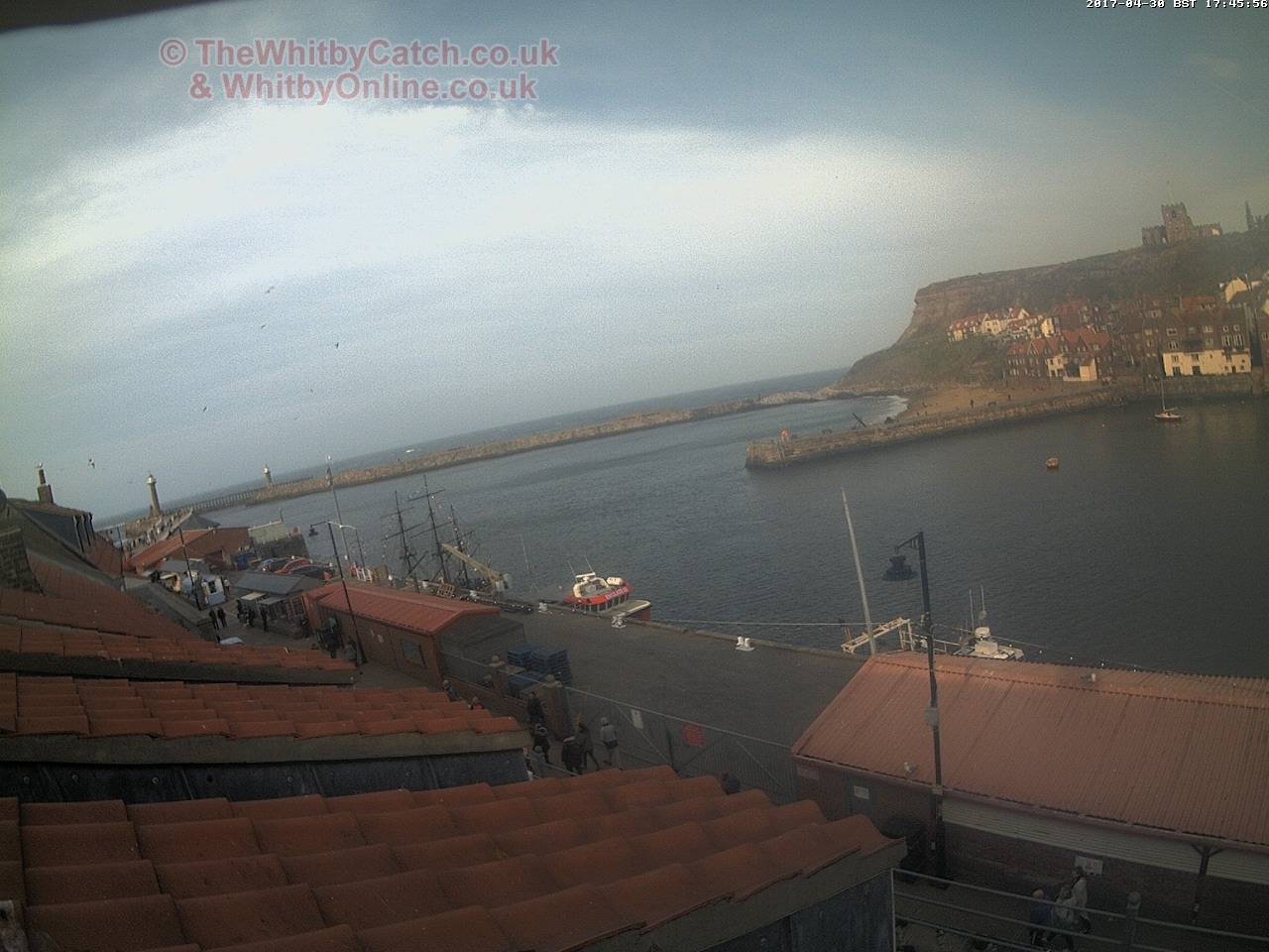 Whitby Sun 30th April 2017 17:46.