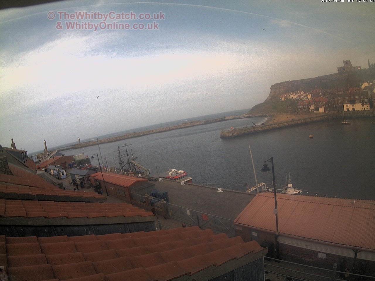 Whitby Sun 30th April 2017 17:54.