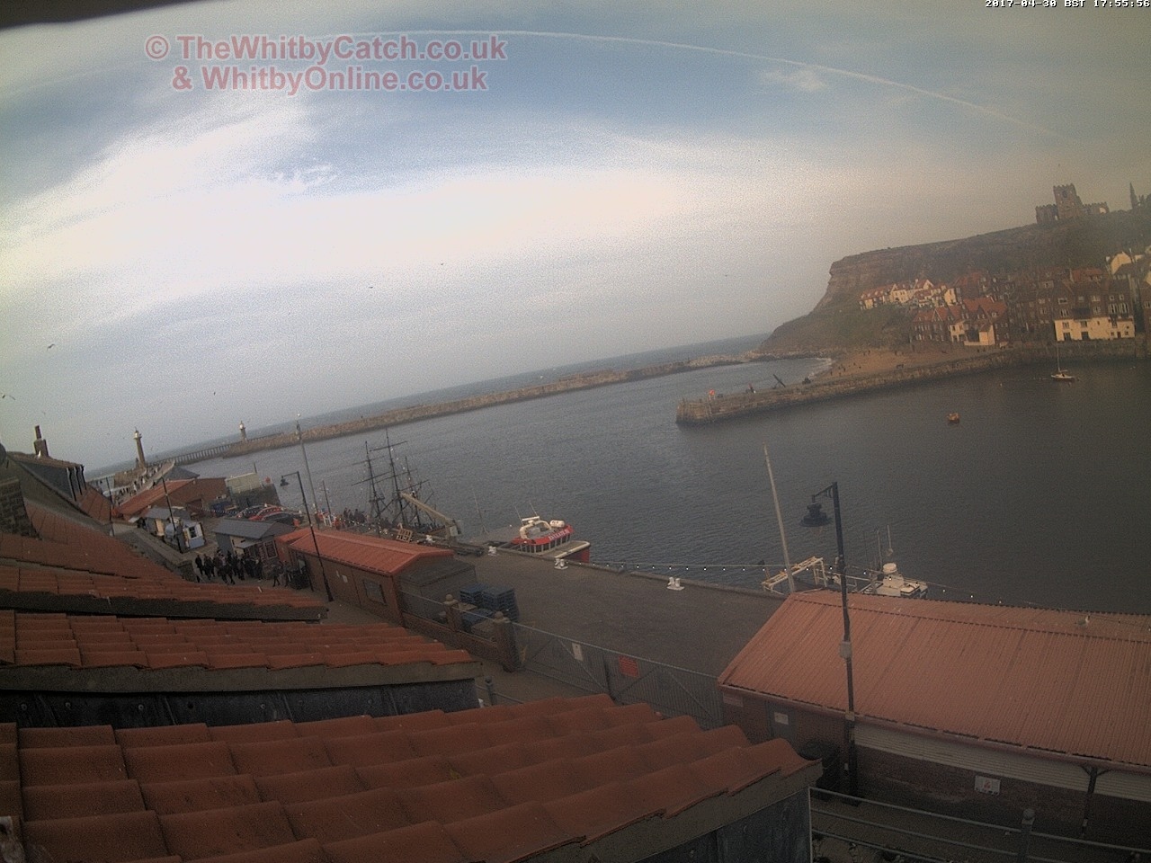 Whitby Sun 30th April 2017 17:56.