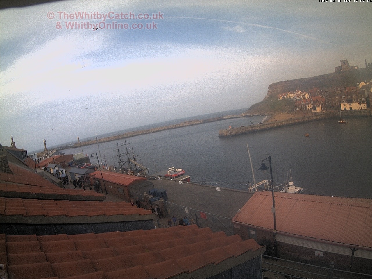Whitby Sun 30th April 2017 17:58.