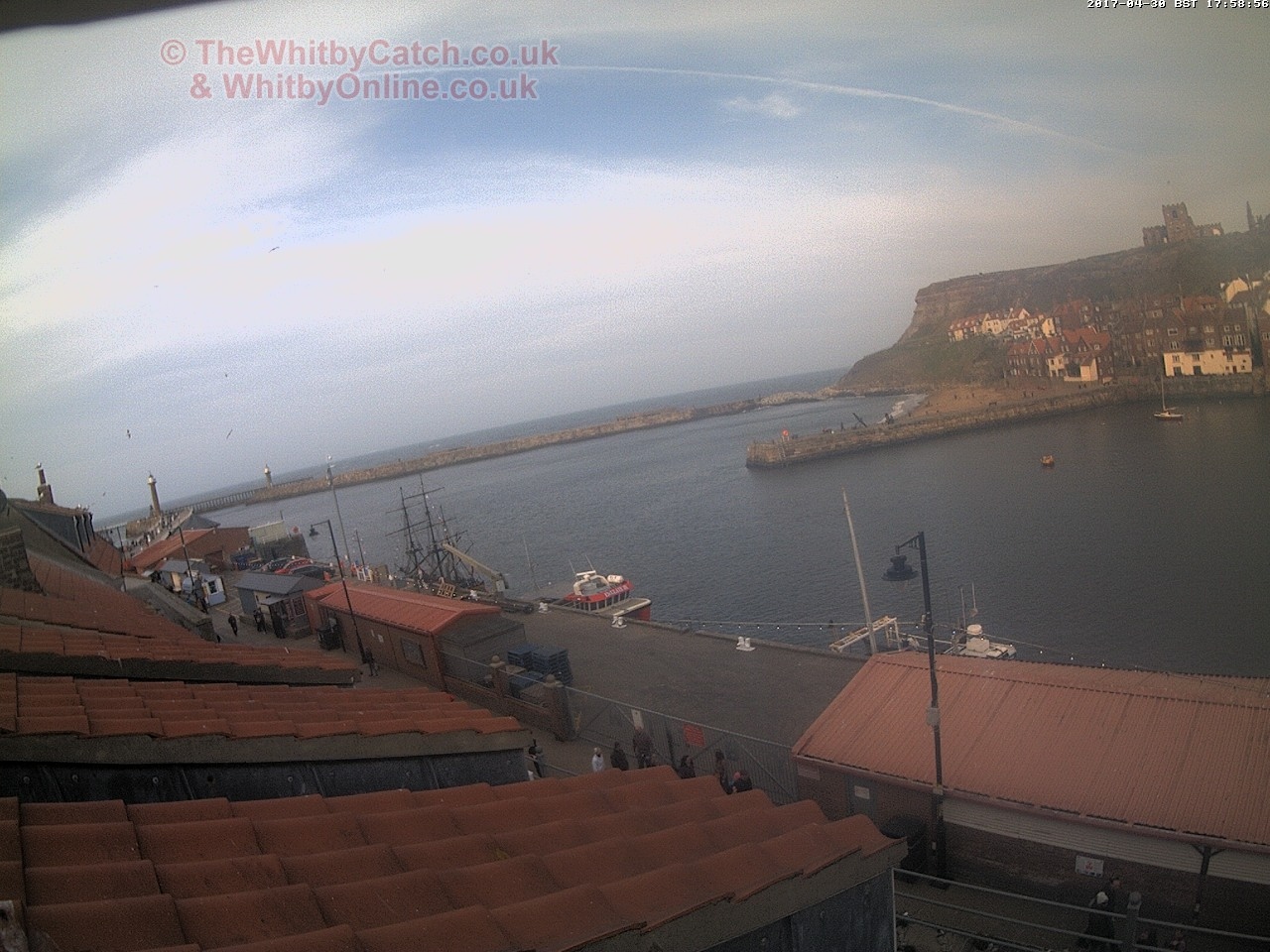 Whitby Sun 30th April 2017 17:59.