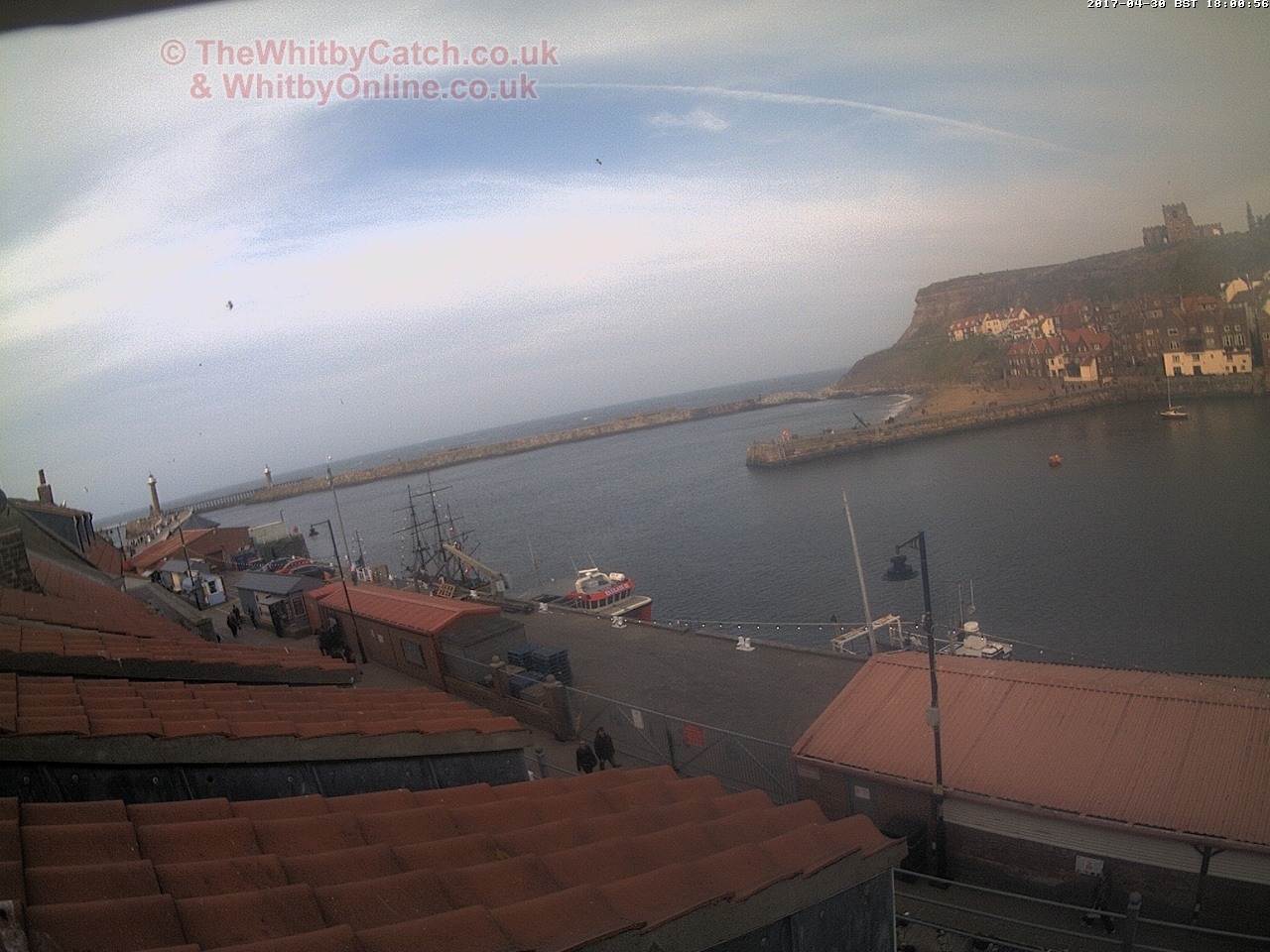 Whitby Sun 30th April 2017 18:01.