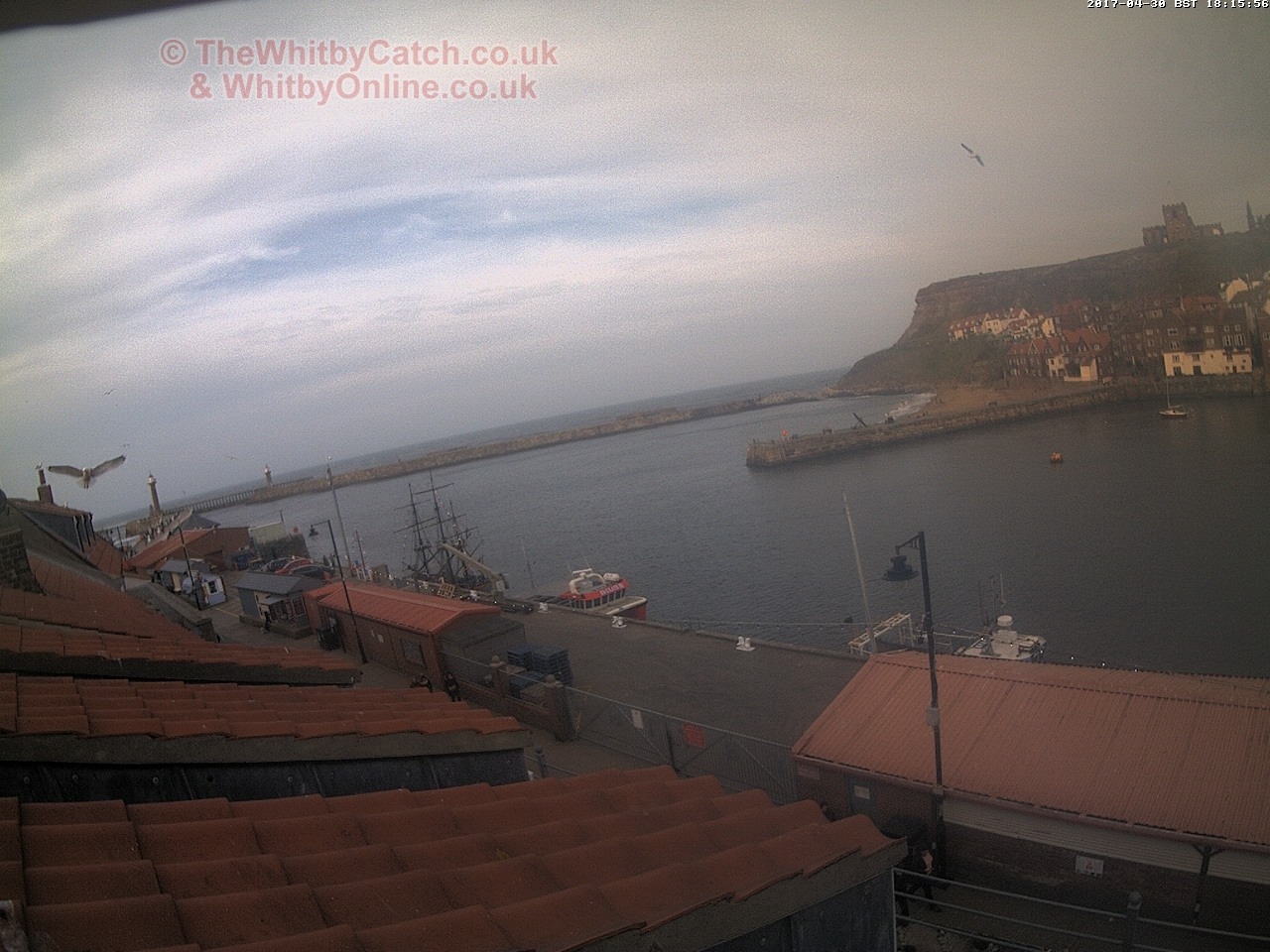 Whitby Sun 30th April 2017 18:16.