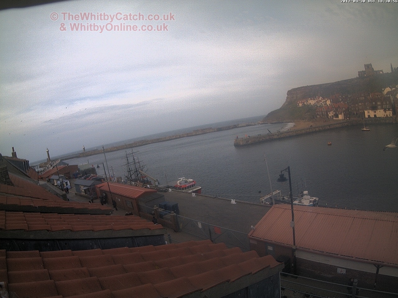 Whitby Sun 30th April 2017 18:31.