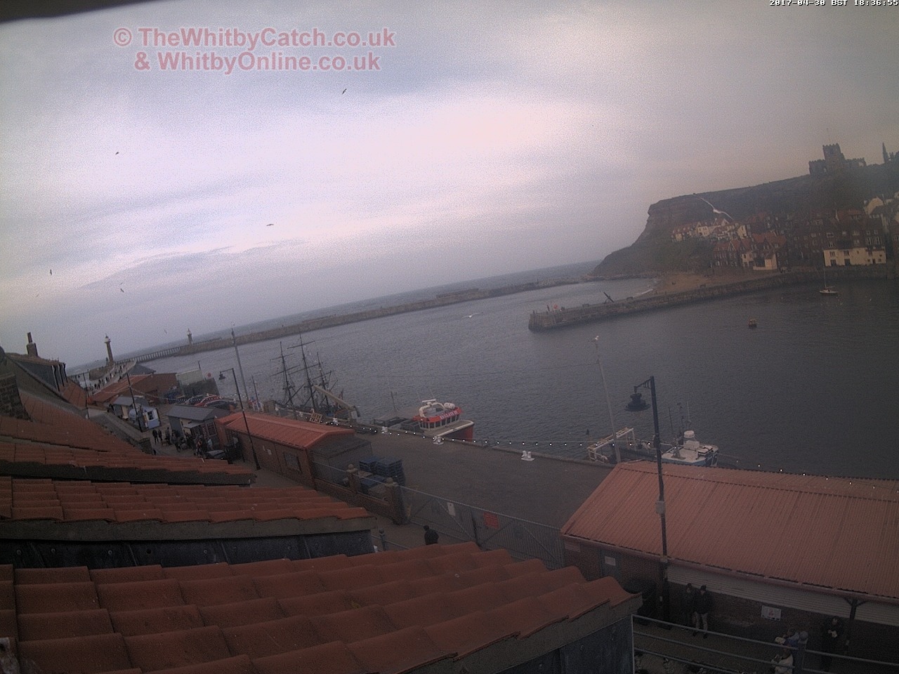Whitby Sun 30th April 2017 18:37.