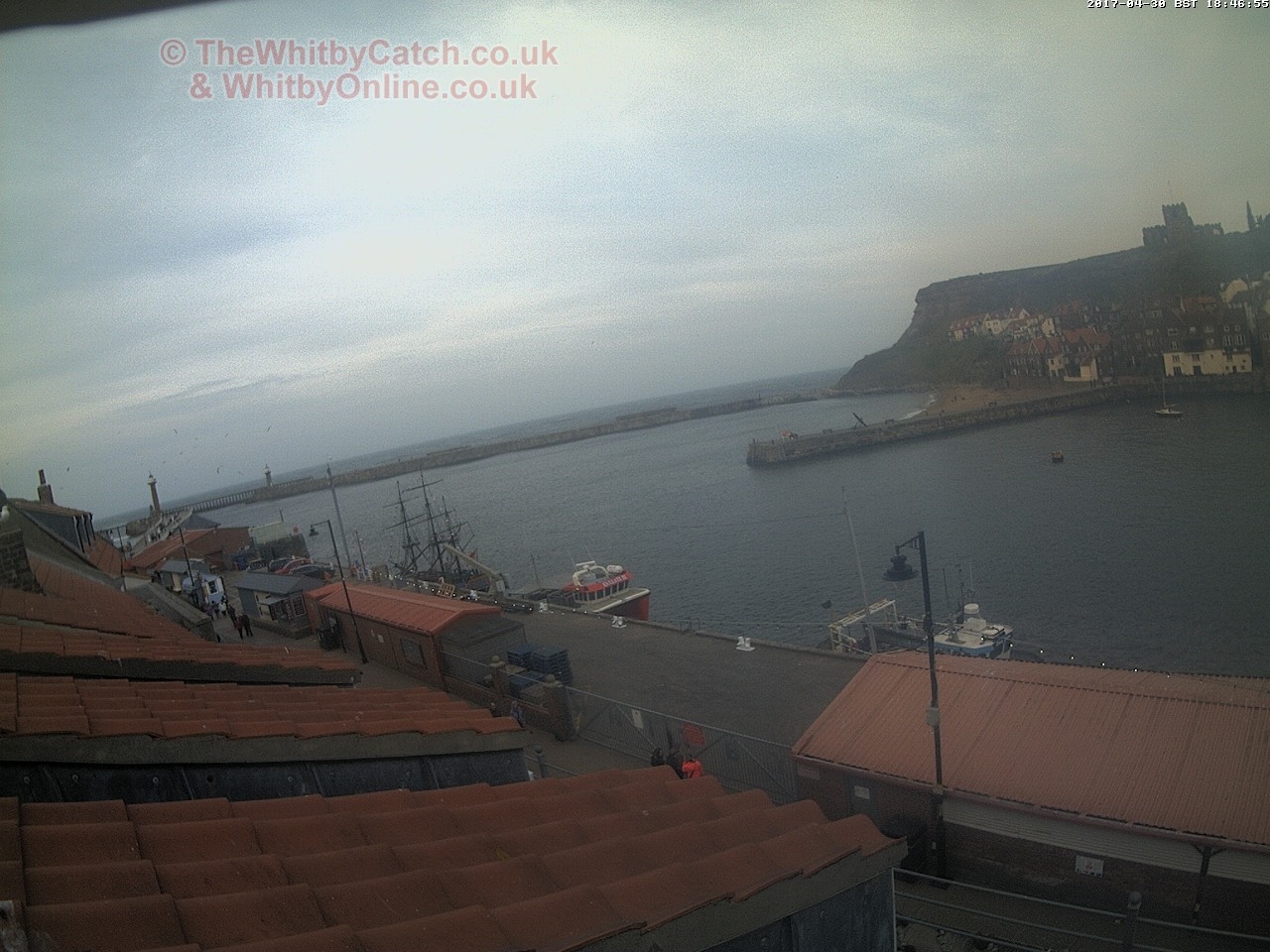 Whitby Sun 30th April 2017 18:47.