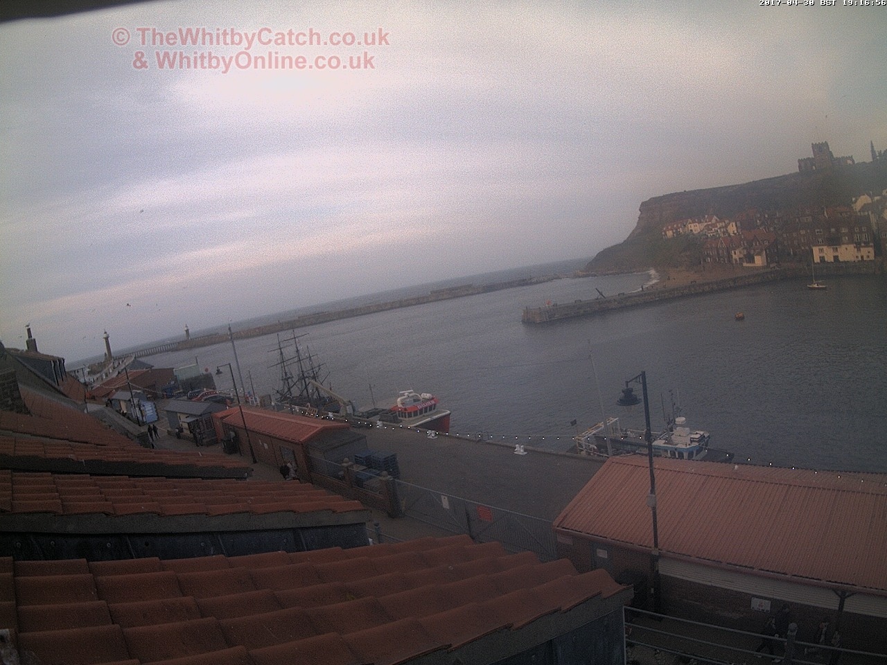 Whitby Sun 30th April 2017 19:17.