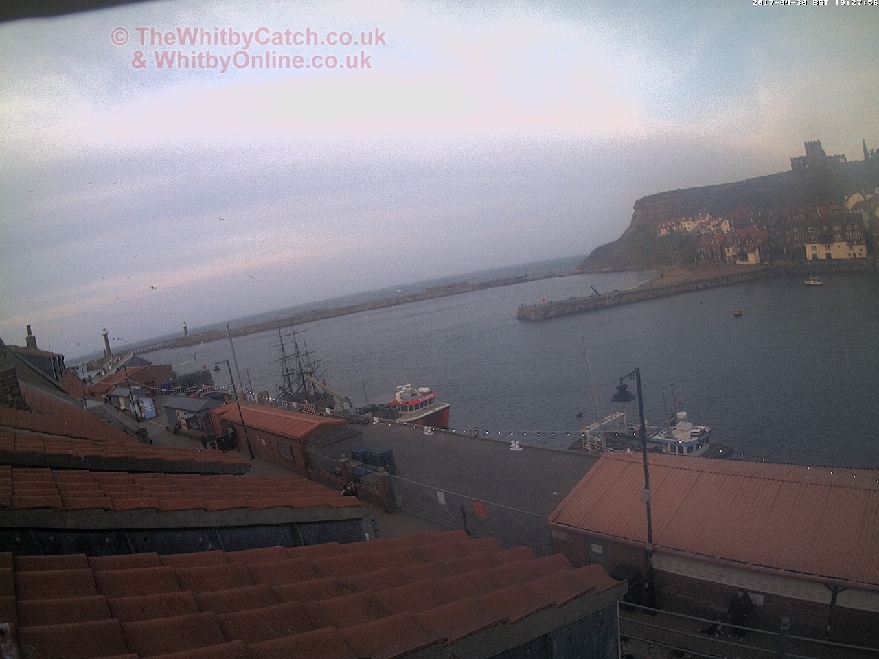 Whitby Sun 30th April 2017 19:28.