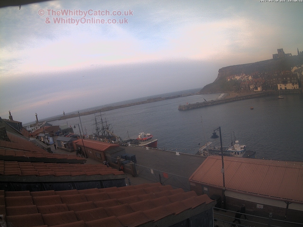 Whitby Sun 30th April 2017 19:41.