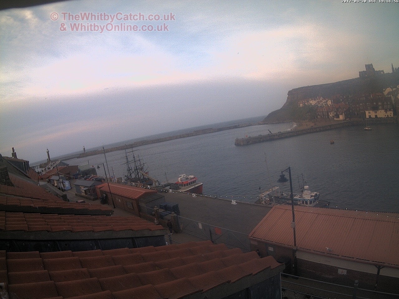 Whitby Sun 30th April 2017 19:42.