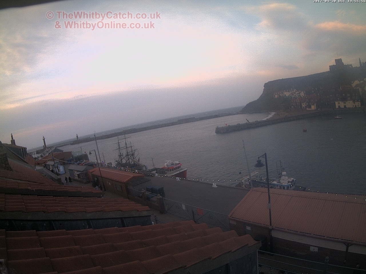Whitby Sun 30th April 2017 19:56.