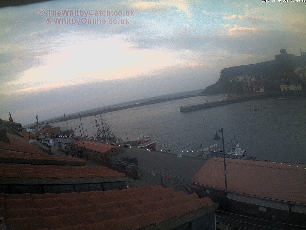 Whitby Sun 30th April 2017 20:04.